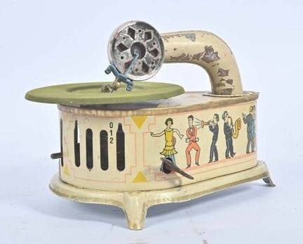 Phono-jouet Gama Phola, ton beige, tôle lithograph