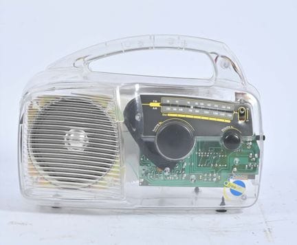 Radio portatile a energia solare 
con manovella, "