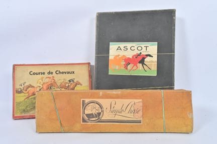 Trois jeux de société autour du cheval, en boîtes 