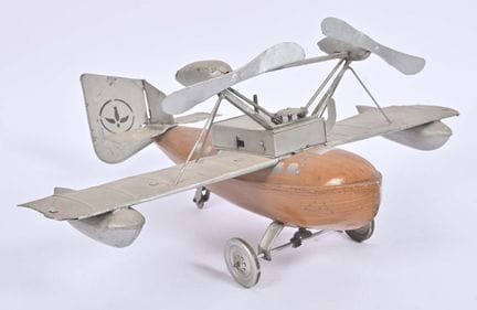 Bing, idrovolante meccanico D9340
in legno e lamie