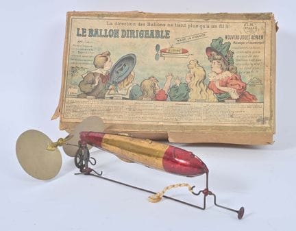 L.M (Louis Maugin), "Il dirigibile", 
giocattolo c