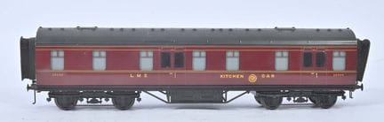 Bassett Lowke
LMS-Küchenwagen aus burgunderrotem B