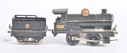 Hornby, schwarze Lokomotive 020
mit mechanischem A