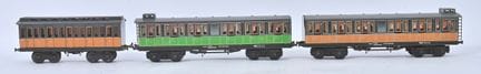 A.S.,
Zwei Wagen der Ostbahn mit Drehgestellen aus