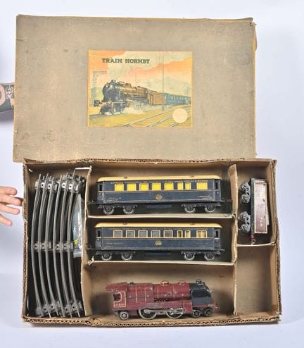Hornby, Set (1926) „Le Train Bleu“
mit PLM-Zug mit