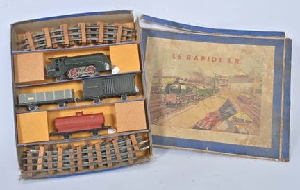 L.R., blaues Set
mit Güterzug: mechanische Lok mit