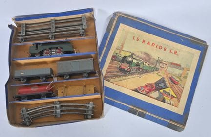 L.R., blaues Set
mit Güterzug: mechanische Lok mit