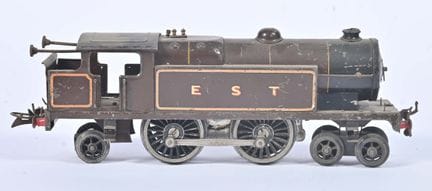 Hornby, Lok mit Tender, Typ 221 
mechanisch, braun