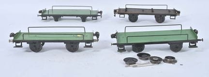 Märklin, Spur I
Ein Flachwagen mit Achsen aus grün