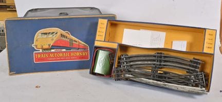 Hornby, leeres Set 
für einen elektrischen Triebwa
