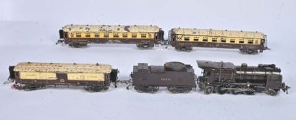 L.R., Zug „Flèche d’Or“
mit brauner Elektrolokomot