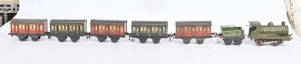 Hornby, Zug mit
mechanischer Lokomotive 020 Nord i