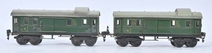 Märklin, scartamento O,
Due vagoni merci verdi, co