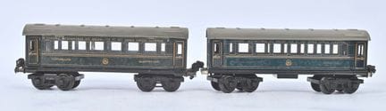Märklin, scartamento O,
Due vagoni CIWL con tetto 