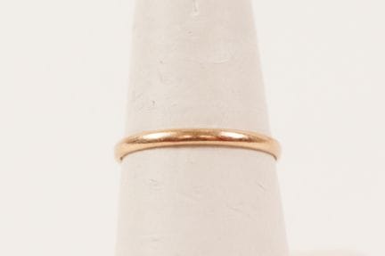 18K (750) yellow gold wedding band 
TDD 58 - Weigh