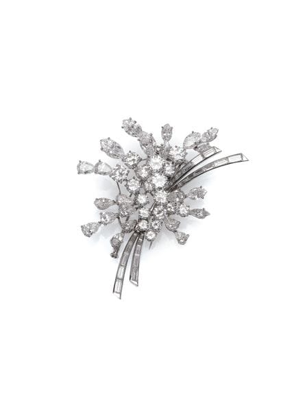 DIAMOND BROOCH, BOUCHERON
Set with marquise-cut di