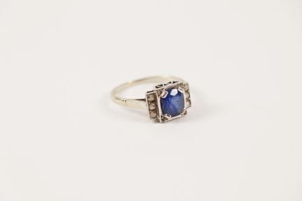 Art Deco ring in 18K white gold (750) and platinum