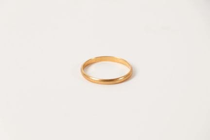 18K (750) yellow gold wedding band
Size 63/64 - We