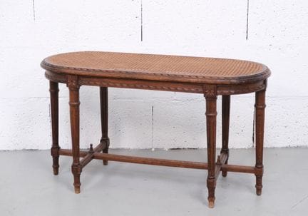 Taburete de piano con asiento de mimbre
Altura: 53