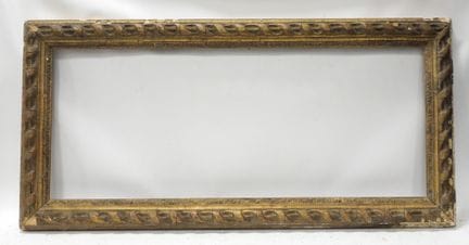 MARCO de madera y estuco dorado. Dimensiones en el