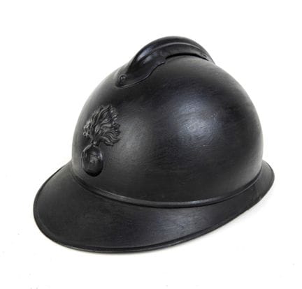 COIFFURES. Casque Adrian modèle 1915 d'infanterie 