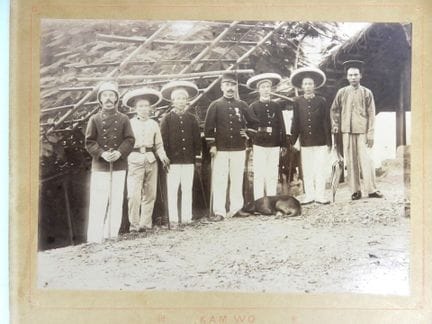 中国-安南-东京。一套与1897年第一东京步兵团中士莱昂·梅尔西厄斯去世相关的文件， 随附3张尺寸为
