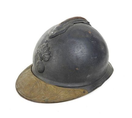 COIFFURES. Casque Adrian modèle 1915 d'infanterie 