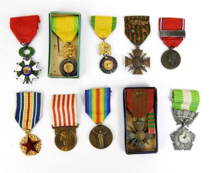 DECORATIONS. Set of World War I (14-18) decoration