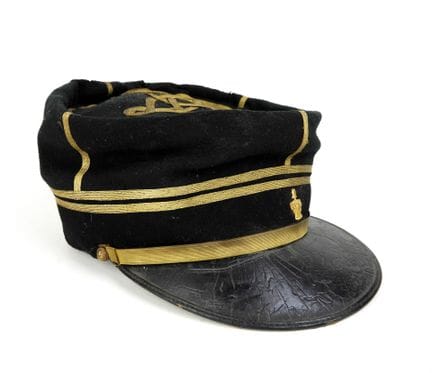 COIFFURES. Képi de lieutenant d'administration de 