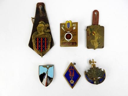 INSIGNIA.  Miscellaneous set including the 57th In