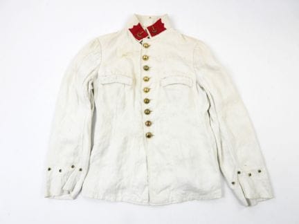 UNIFORMEN. Sommeruniformjacke eines Offiziers des 