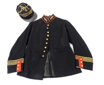 UNIFORMEN. Tunika nach dem Modell von 1893 für ein