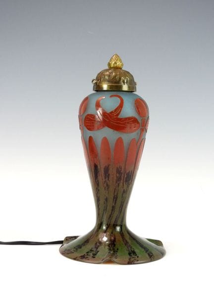LE VERRE FRANCAIS. 
Libellules 
Pied de lampe en v