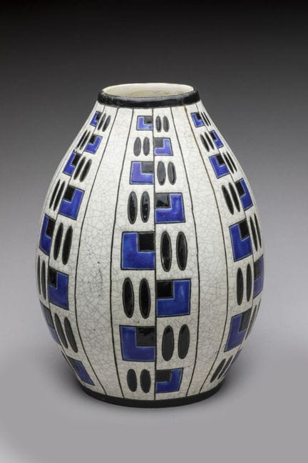 BOCH Frères pour LA MAÎTRISE. 
Vase de forme ovoïd