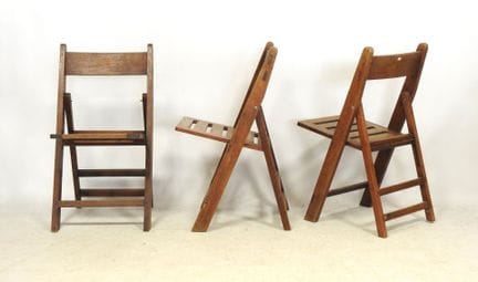 Stück aus den 1960er Jahren
Set aus 3 Klappstühlen
