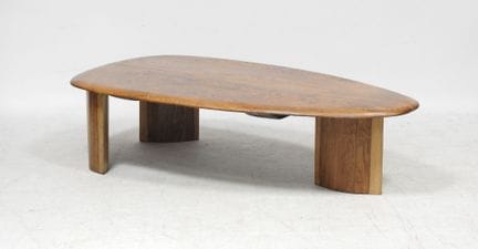Contemporary Design
Coffee table with a free-form 