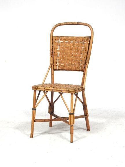 Werk aus den 1960er Jahren
Kinderstuhl aus Rattan.