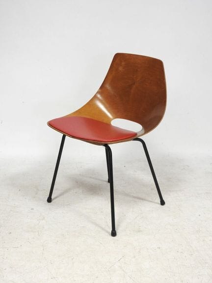 Pierre GUARICHE (1926–1995) für STEINER
Fassstuhl 