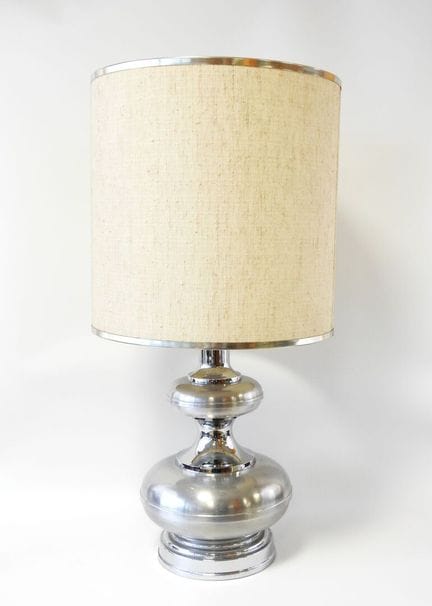 Stück aus den 70er Jahren
Lampe in Balusterform au