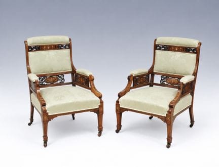 Paire de fauteuils en palissandre et marqueterie à