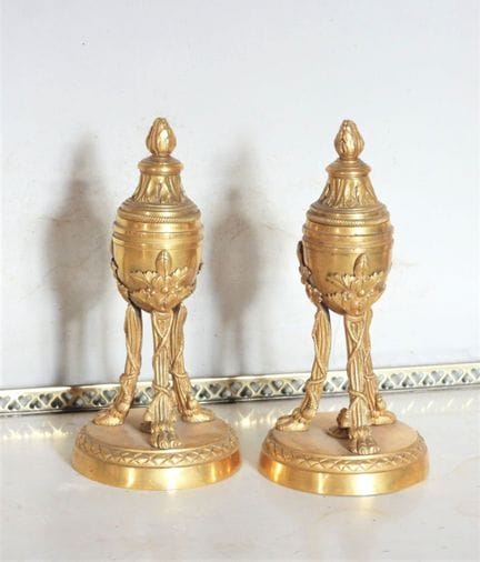 COPPIA DI CASSOLETTE che formano un candelabro a f