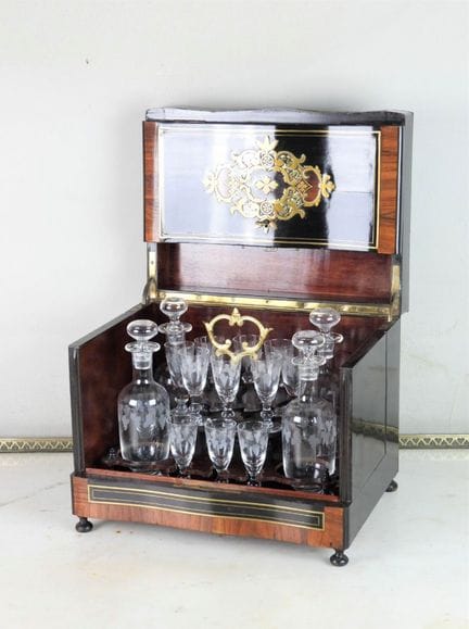 CANTINA PER LIQUORI in legno annerito e palissandr