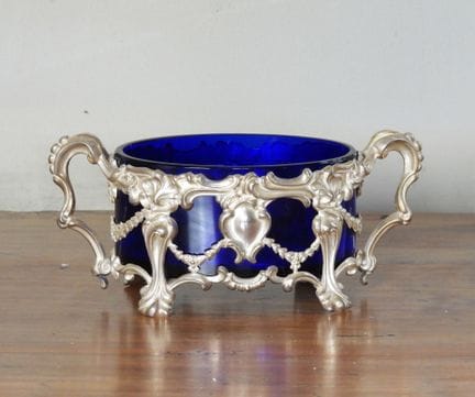 JARDINIERE ovale en argent 925/1000° à décor de ro