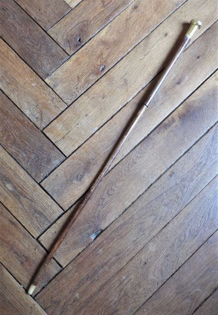 BASTONE in legno tinto con pomello in vermeil deco