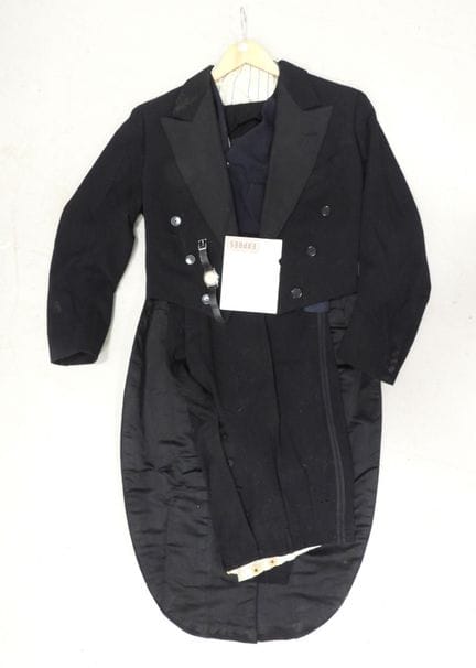 Costume that belonged to Mr. André Franck (Directo