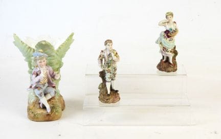 SAXE : Paire de statuettes berger bergère et bouqu