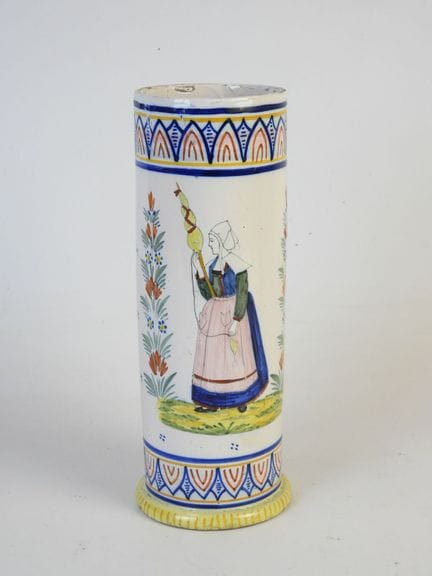 Henriot QUIMPER: Zylinderförmige Vase aus Steingut