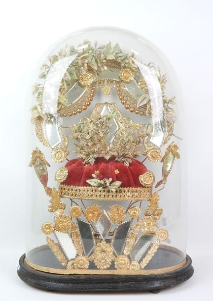 Bride figurine with a crown, mounted on a brass st