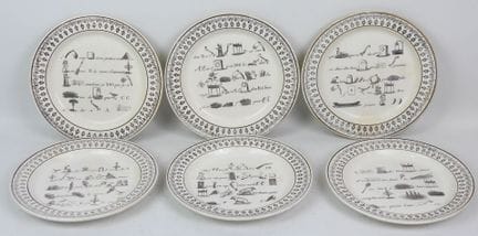MONTEREAU- Six assiettes à dessert en faïence à dé