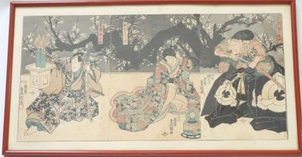 JAPAN: Dreiteiliges Holzschnitt-Triptychon mit der